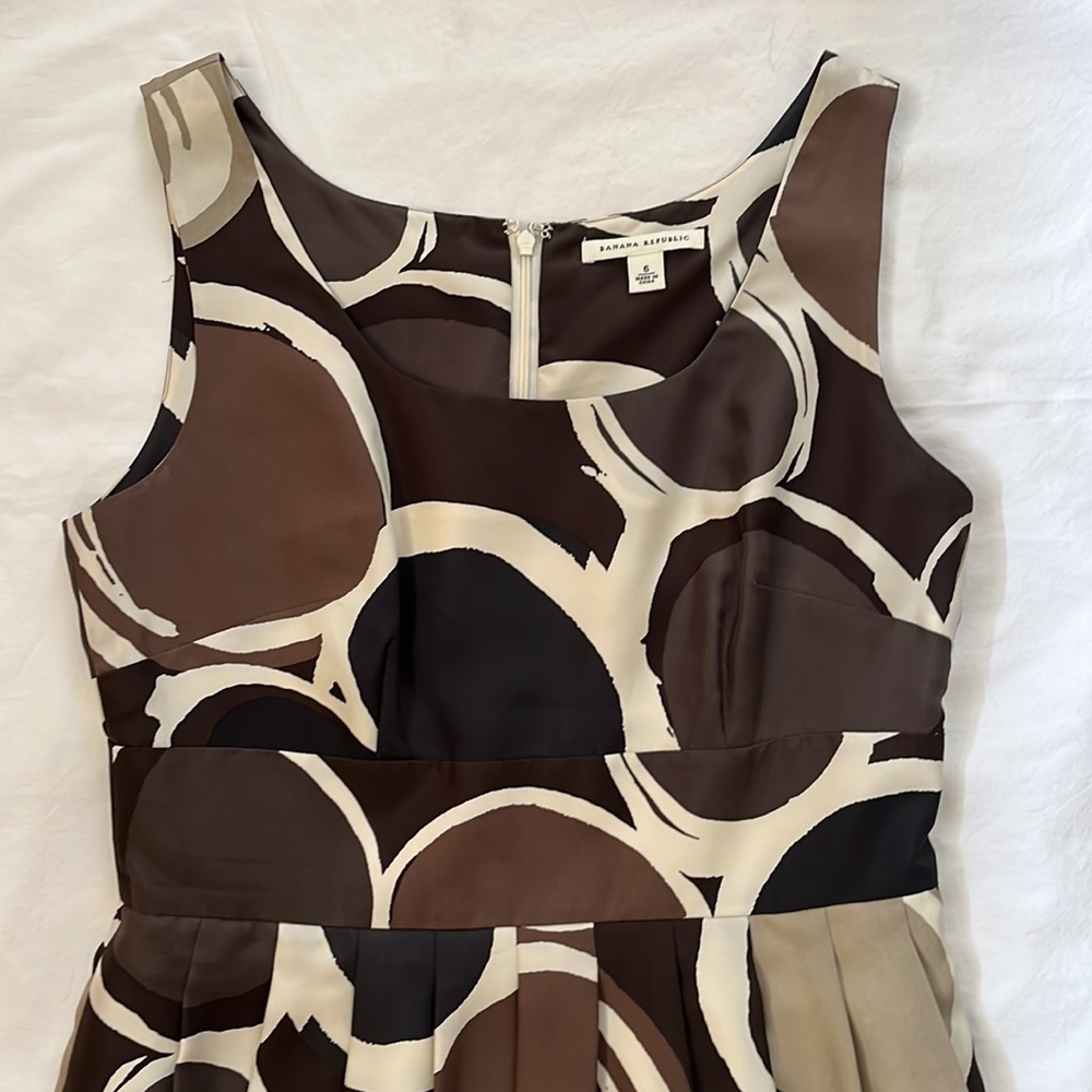 BANANA REPUBLIC Sheath Dress - Size 6